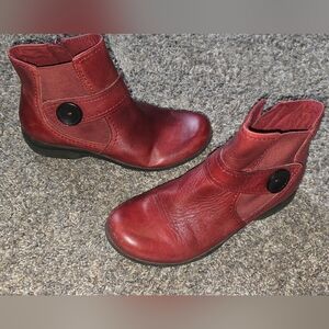 Clarks Ankle Boots, Red, Leather Upper, Womens Size 7